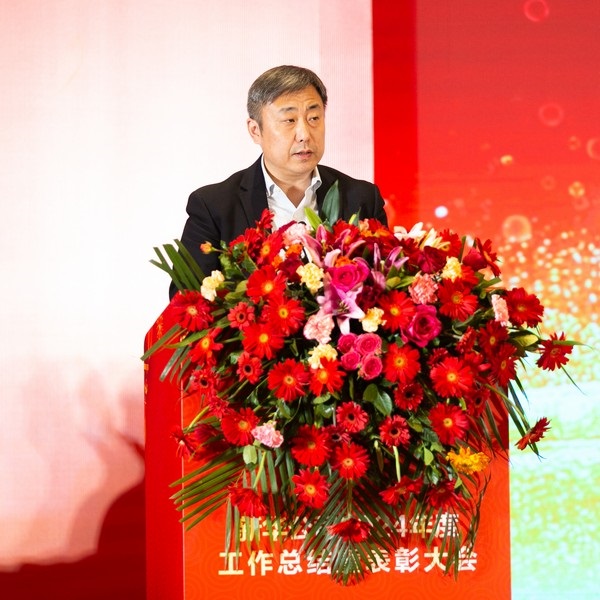 壹定发公司年会 (40 - 65).jpg